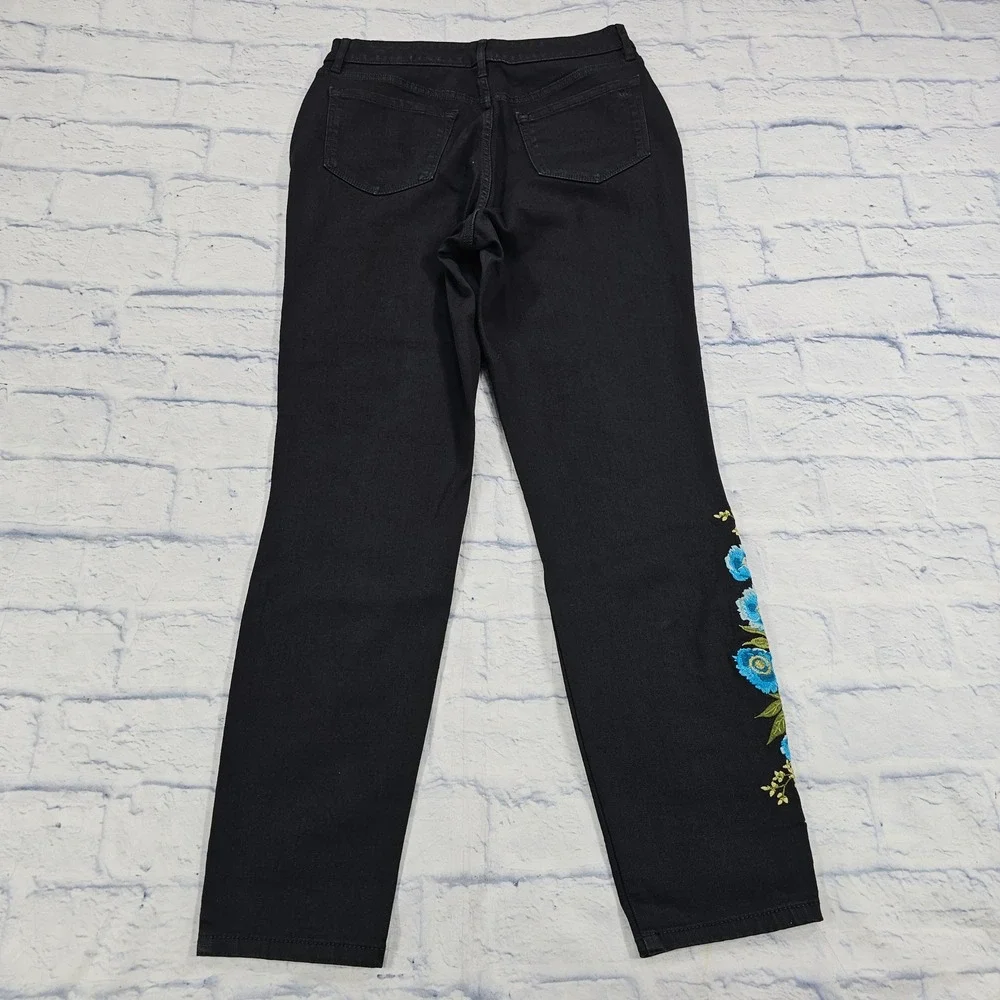 Martha Stewart Jeans Women 6 Black Blue Floral Embroidered High Rise Straight